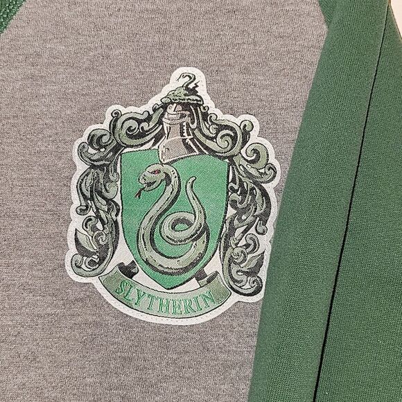 Universal Studios Wizarding World Harry Potter Slytherin Sweatshirt Adult Small - Picture 2 of 9